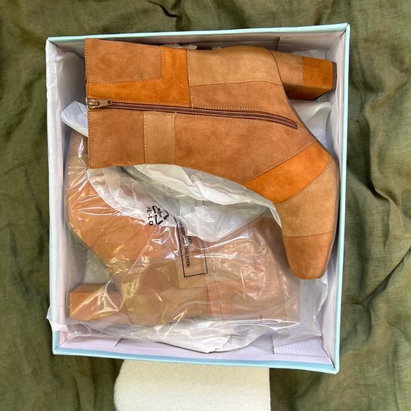 NEW with BOX Seychelles Patchwork Suede Boot - Picture 4 of 4
